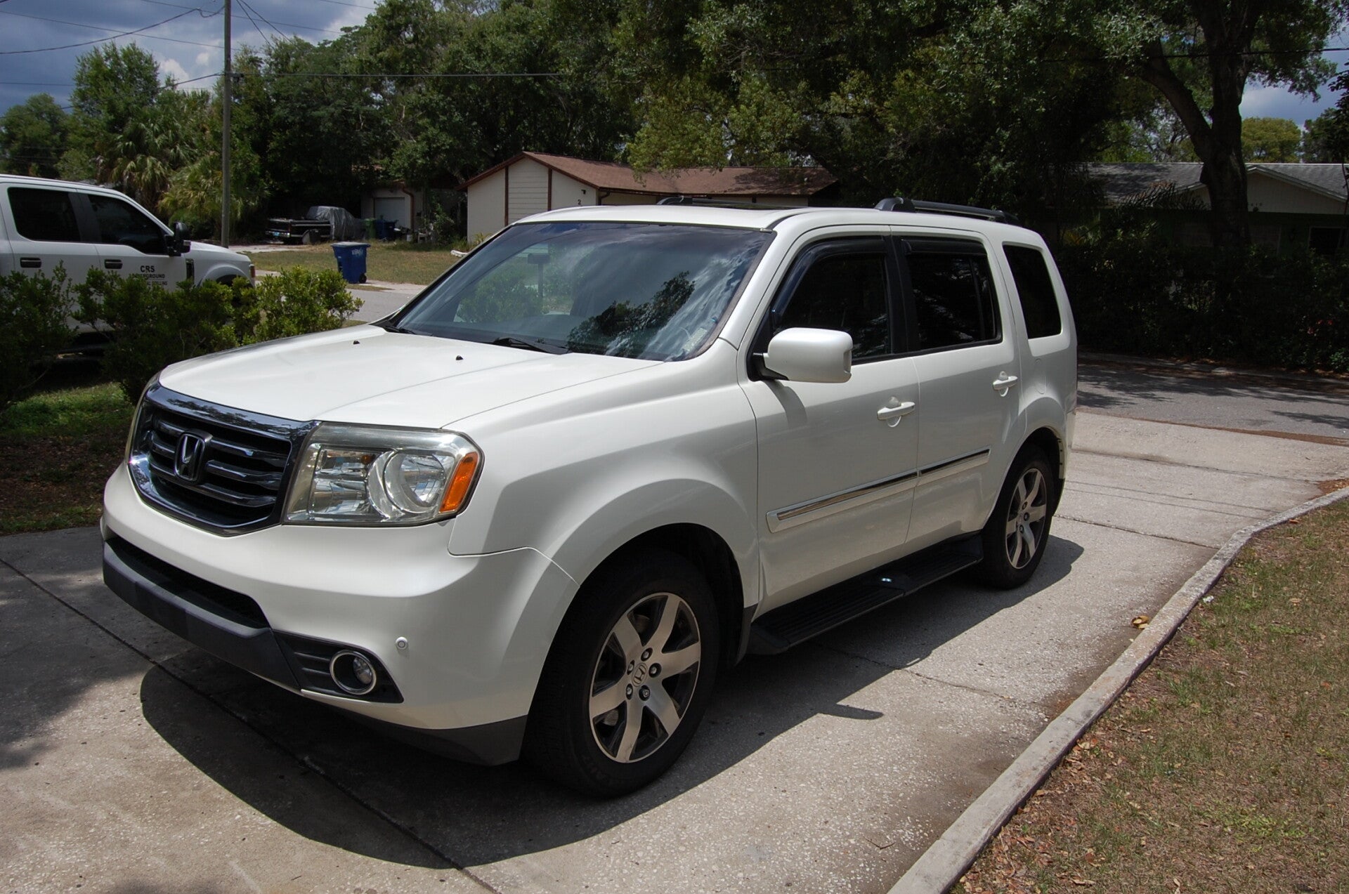 Honda Pilot 2013 (195,454 mi)