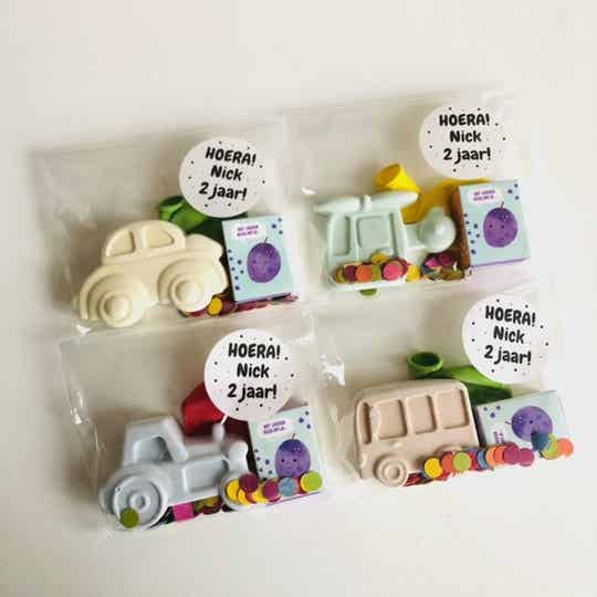 Stoepkrijt voertuigen traktatie