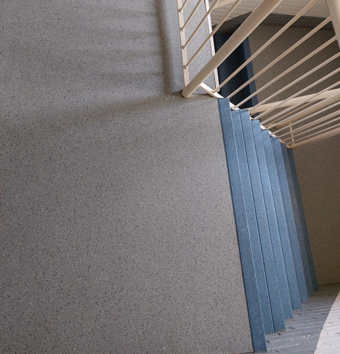 Rubber - Rubberen vloer - Onderhoud - Rubberen vloer onderhoud - Rubber onderhouden - Rubber reinigen