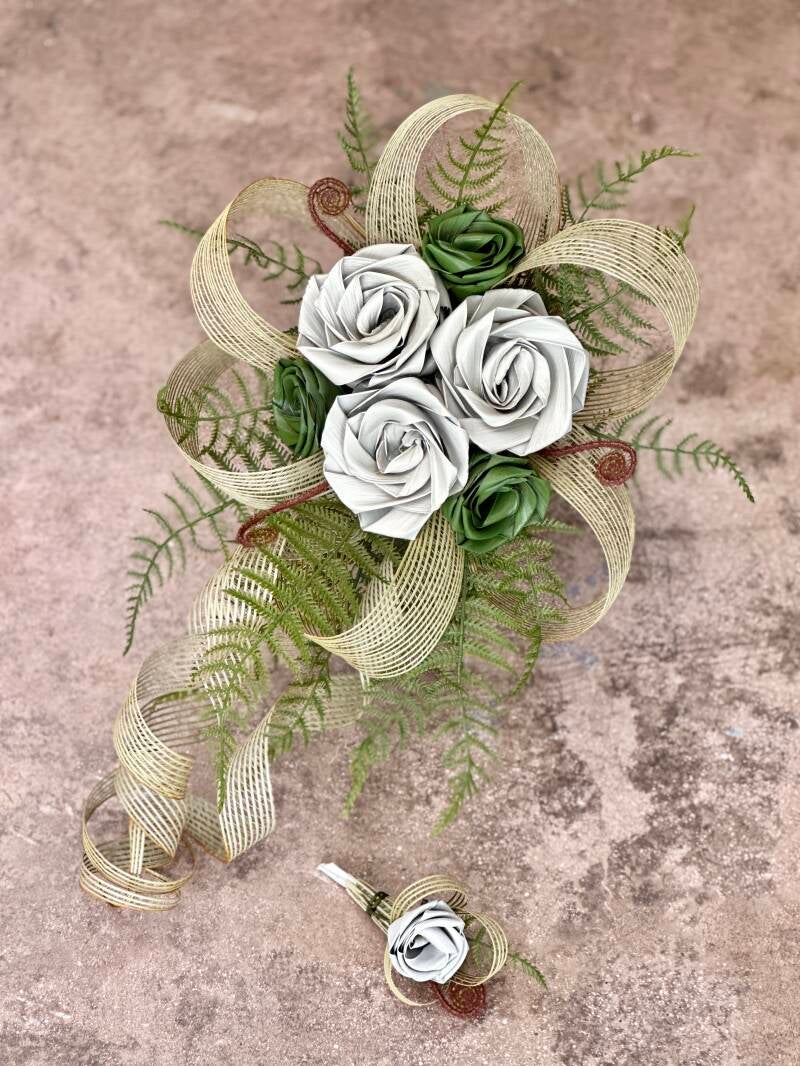 Flax weaving wedding bouquet bride flowers Harakeke Flaxation Australia New Zealand Paua keepsake
