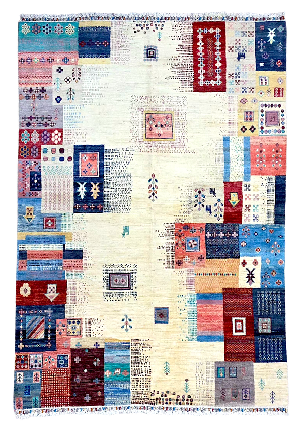 Tapis Gabeh pour salon 238x170 fond blanc noué à main en laine