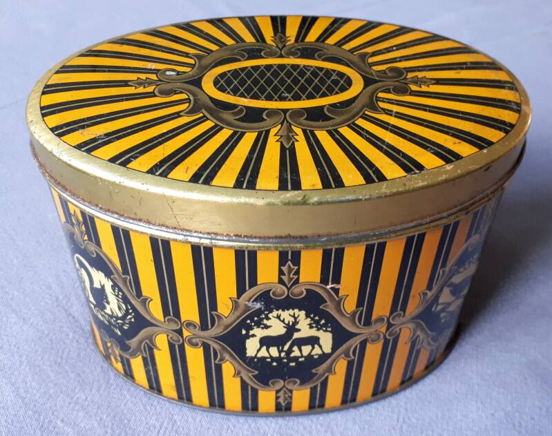 Ovaal art deco dieren