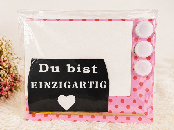 Gestalte dein eigenes Geschenk 💗 – DIY Set zum Bemalen