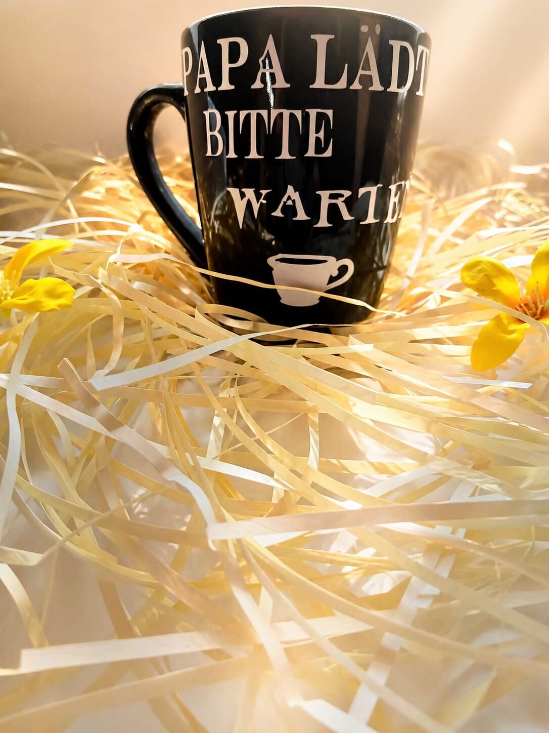 Tasse „Papa lädt bitte warten“