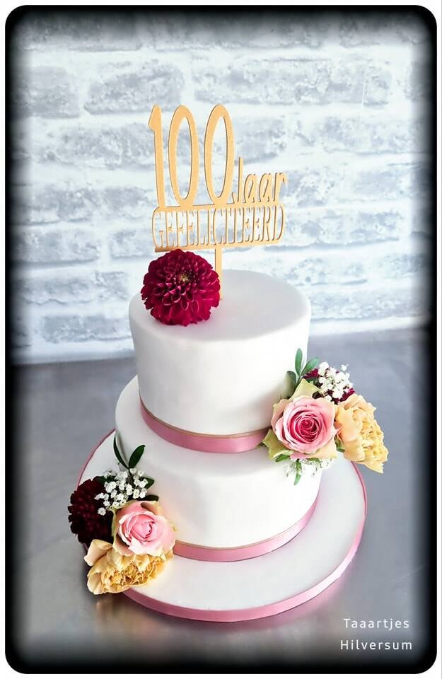 100 jaar taart met taarttopper Taaartjes Hilversum
