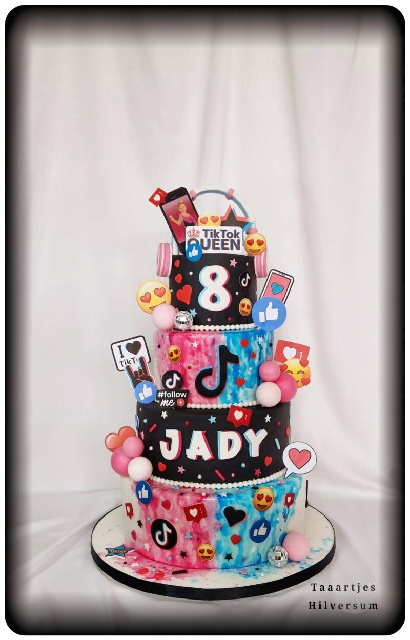Tiktok taart cake