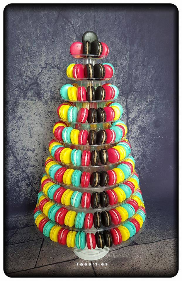 CMYK macarontoren