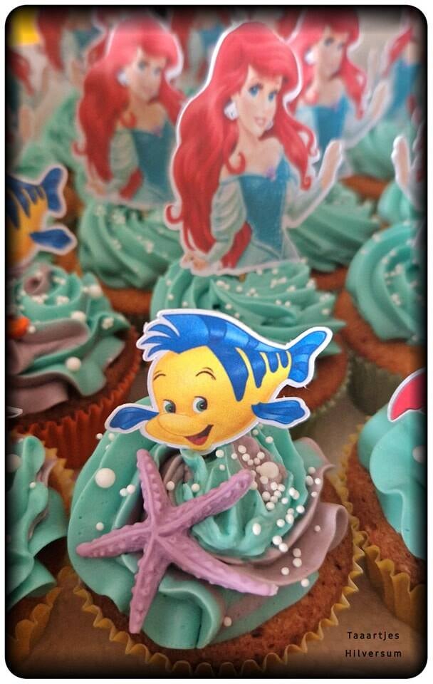 ariel cupcakes