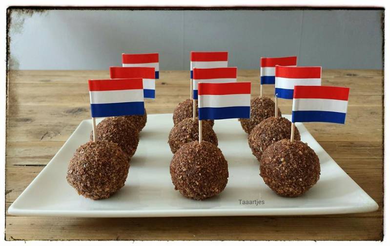 bitterballen van cake