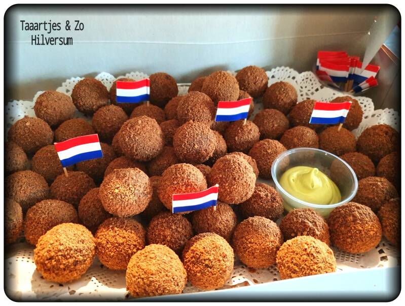 bitterballen van cake