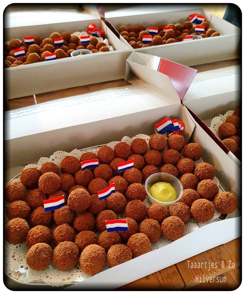 Cake bitterballen schalen