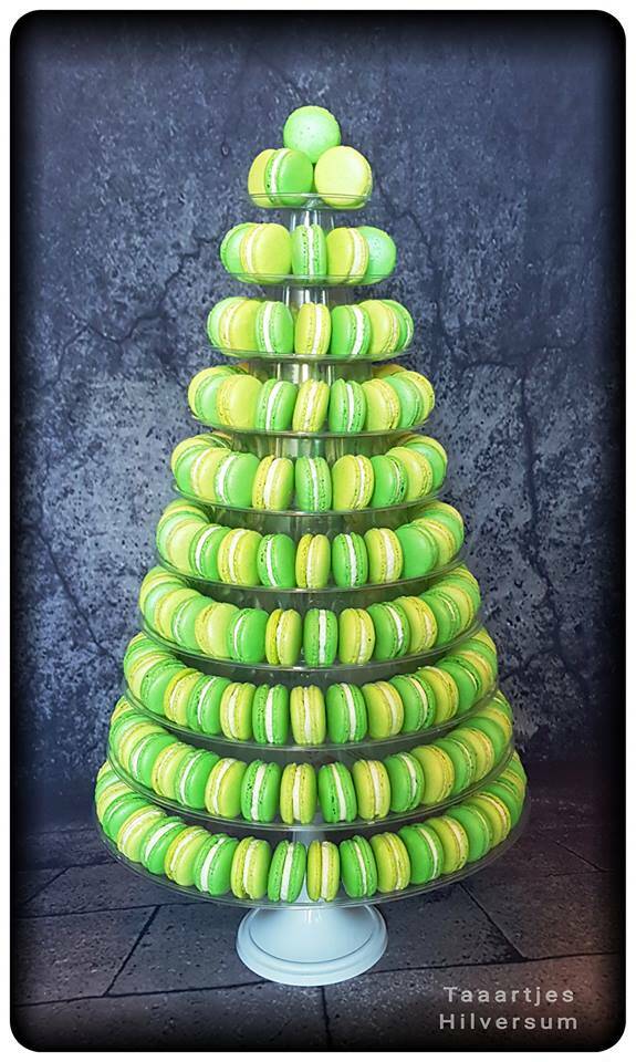 groene macarontoren