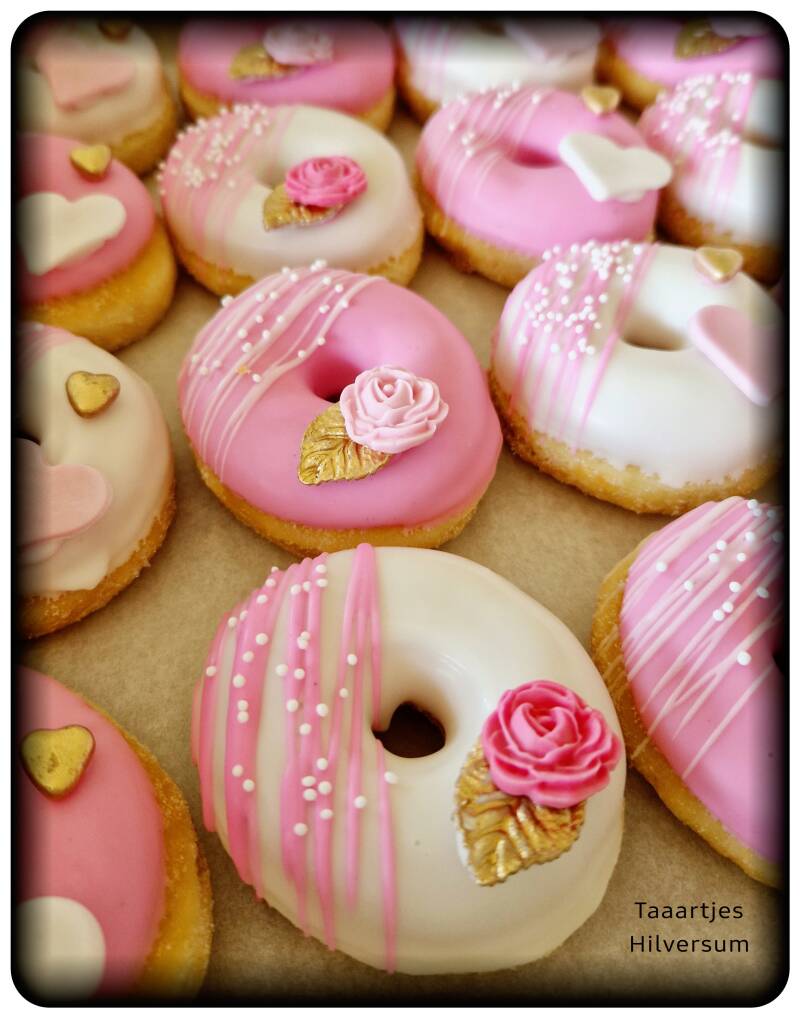 Donuts goud roze wit