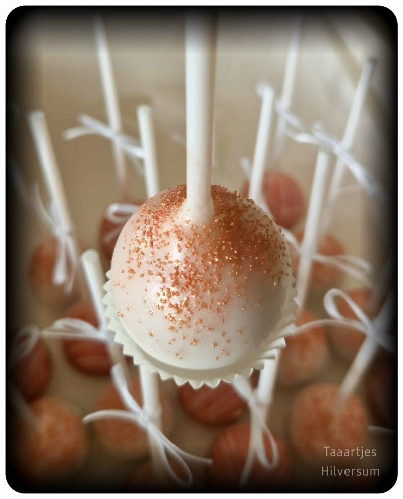 Rose gold cake pop