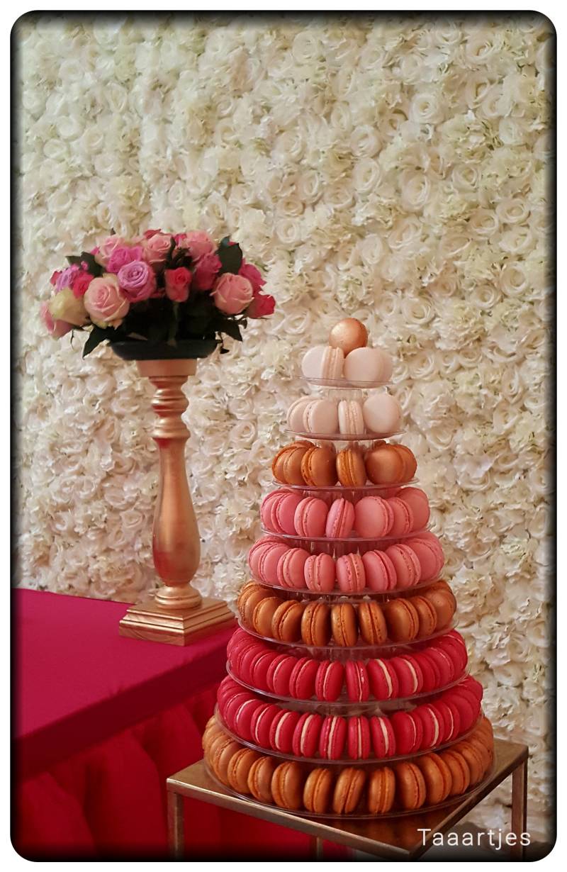 macarontoren roze goud wit
