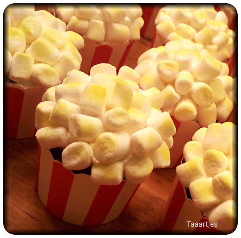 popcorn cupcakes