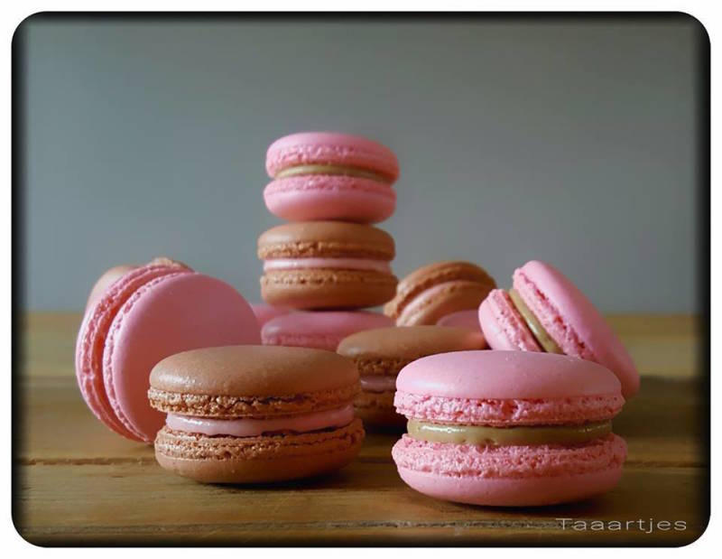 roze bruin macarons