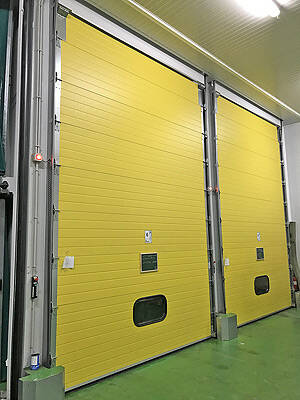 Puerta seccional industrial