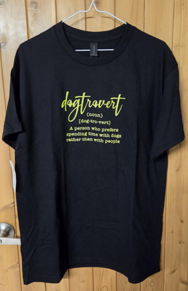 "dog-trovert" T-Shirt