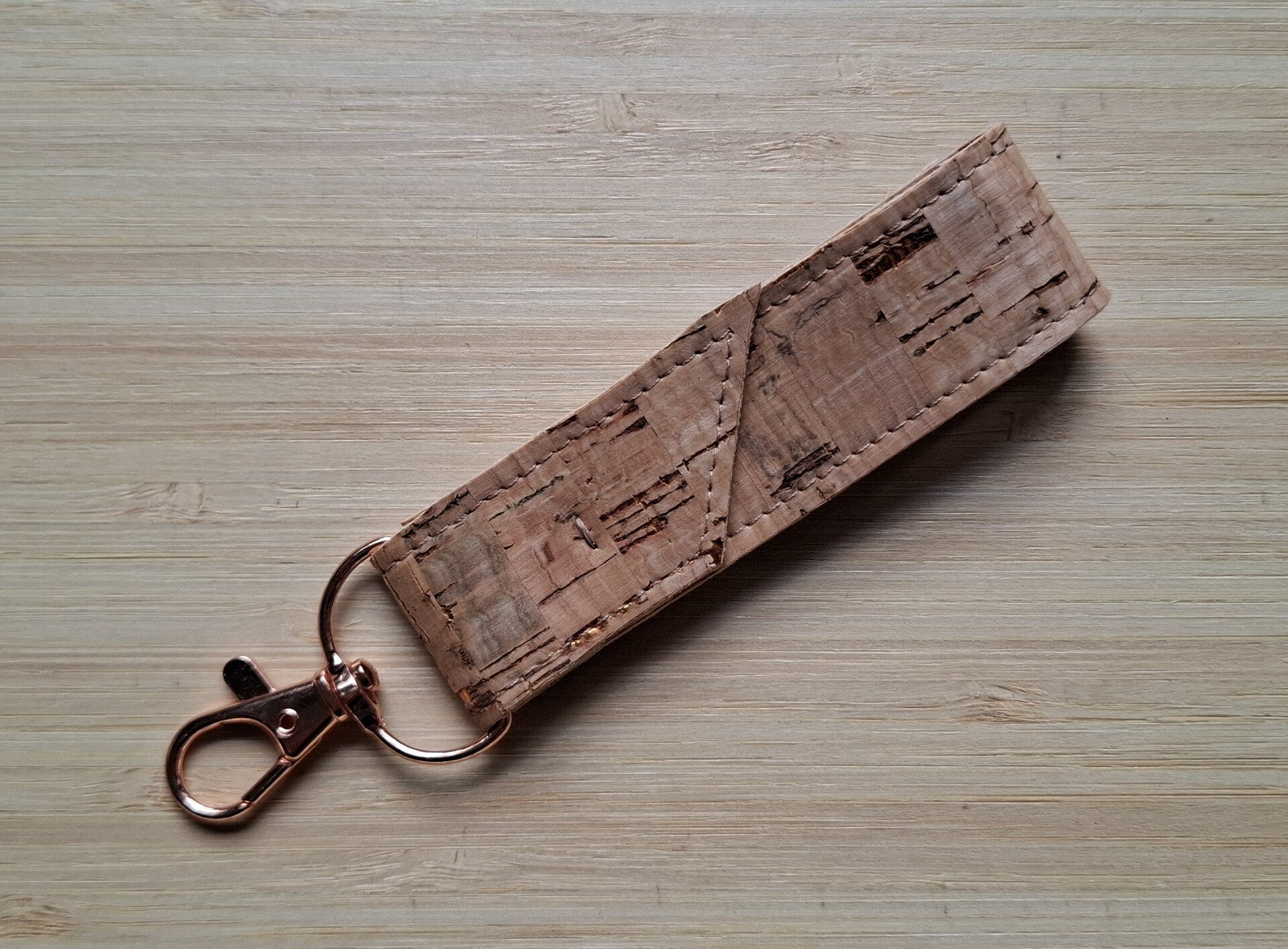 Sleutelhanger - kurkleer - schuin