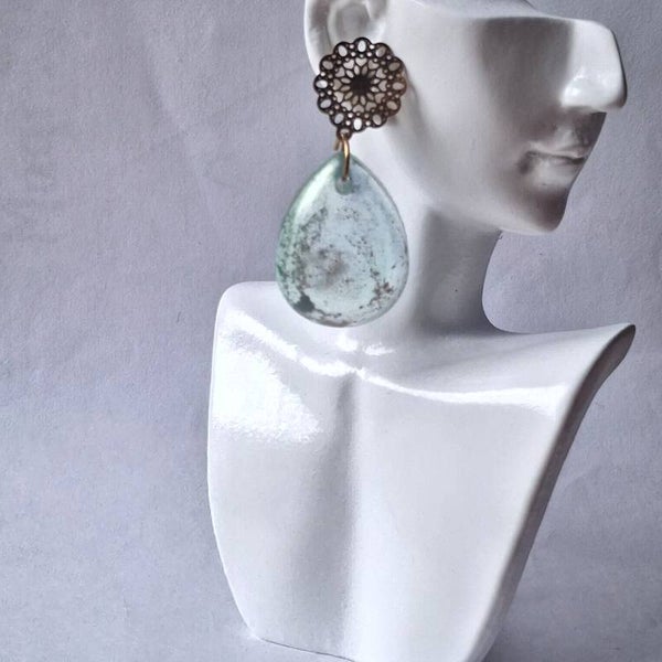 Boucles d’oreilles en résine, vertes translucides