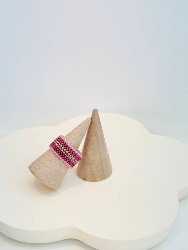 Light pink-purple-gold