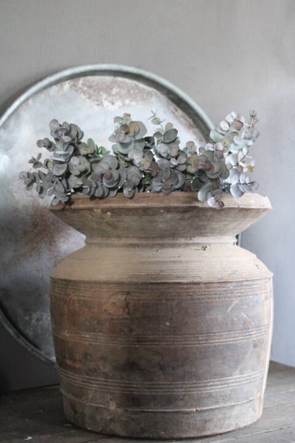 Authentieke houten nepalese kruik xxl - doorleefd en puur