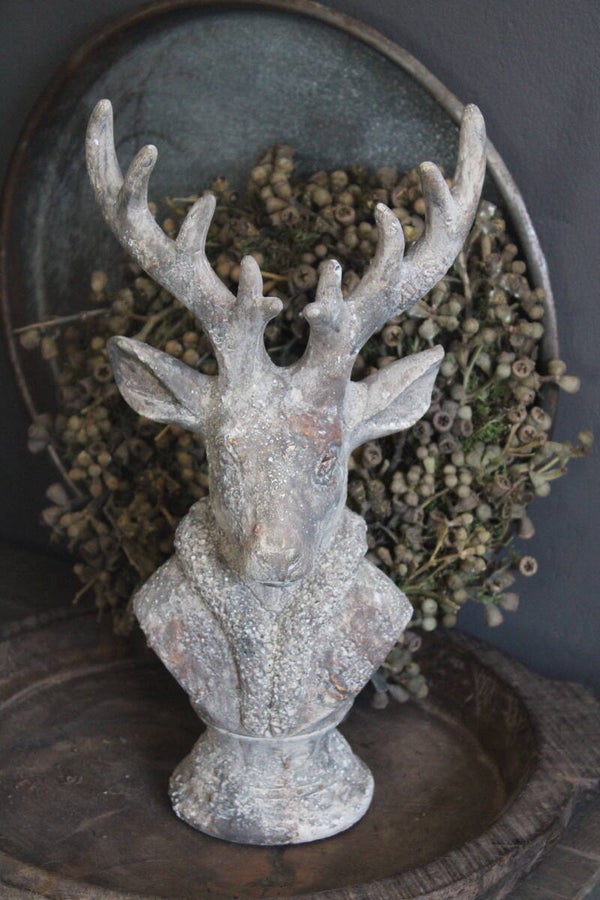 Rendier op voet (excl accessoires) maat M