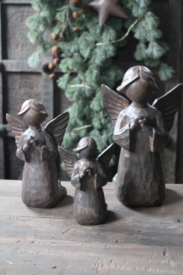 Engeltjes knielend in 3 maten