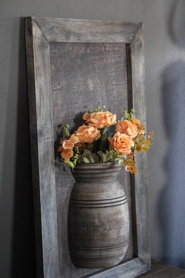 Houten wandpaneel met nepalese pot met 2 ophangpunten mt. M