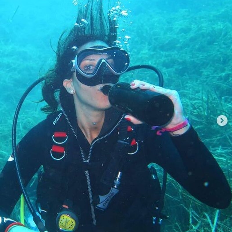 bestevansamos-wijndrinkenonderwater.jpg