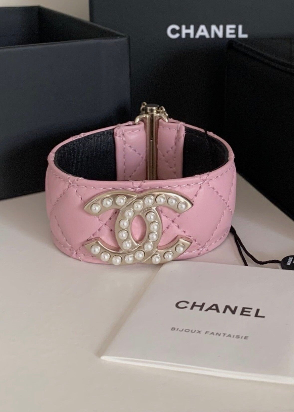 Bracelet Chanel rose Matelassé Taille L
