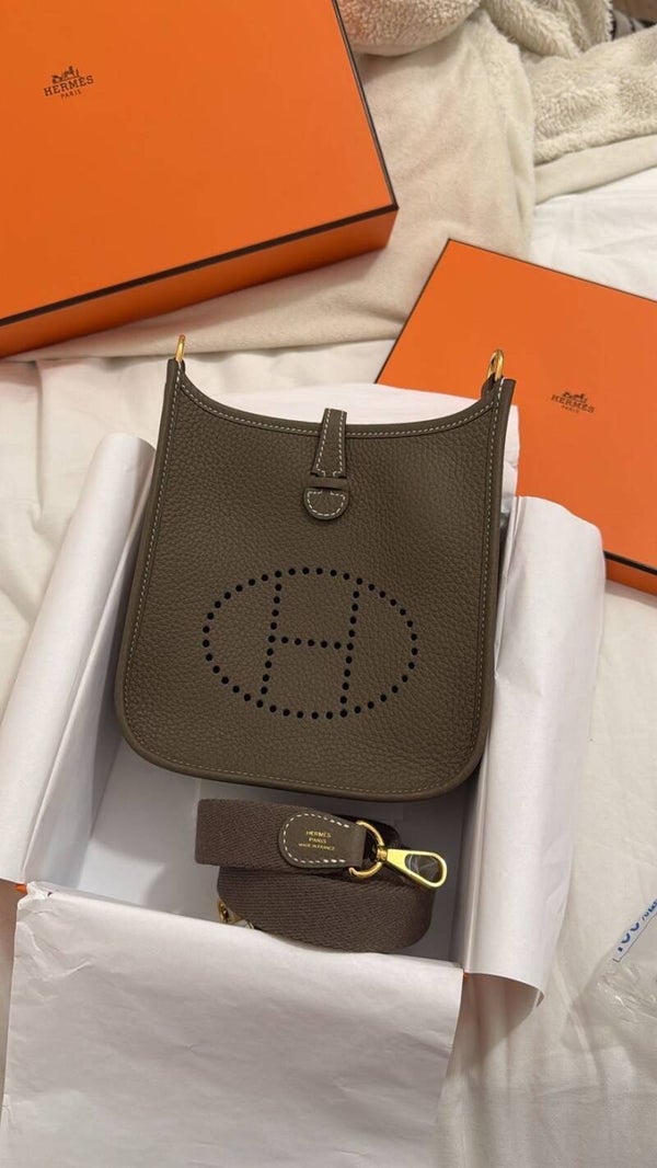 Hermès Evelyne 16, plusieurs couleur disponible