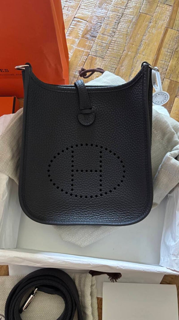 Hermès Evelyne 16 Noir full