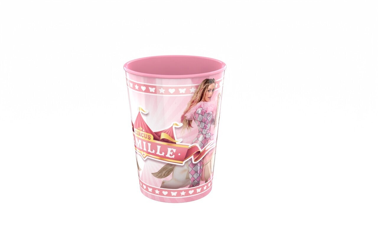 Beker Camille Circus
