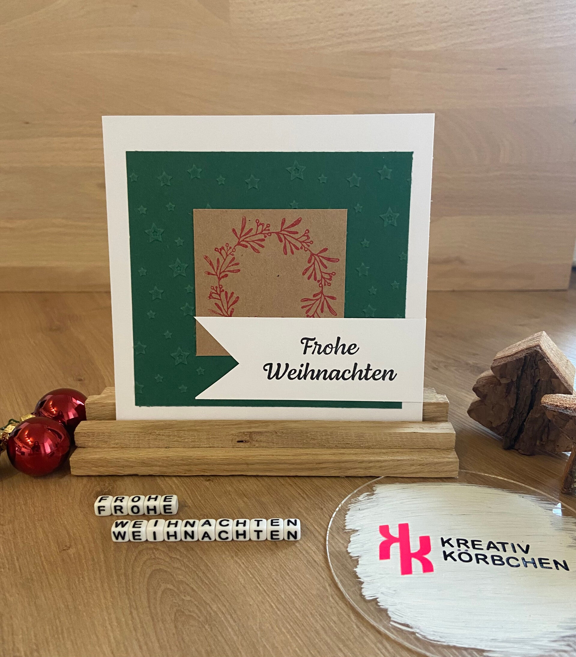 Weihnachtskarte in Grün und Rot