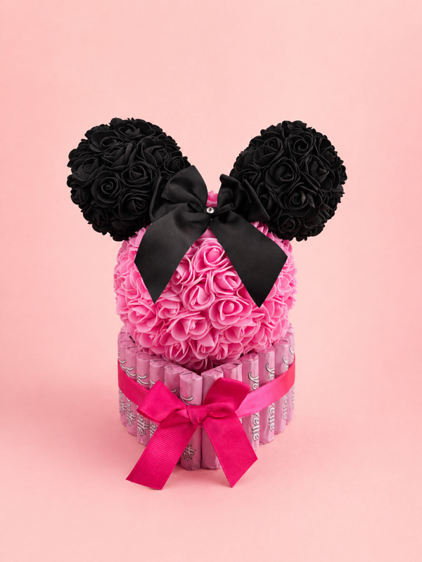 Geschenkbox im Mickey Mouse Stil mit Rosen und Schokolade 🖤🎀🍫