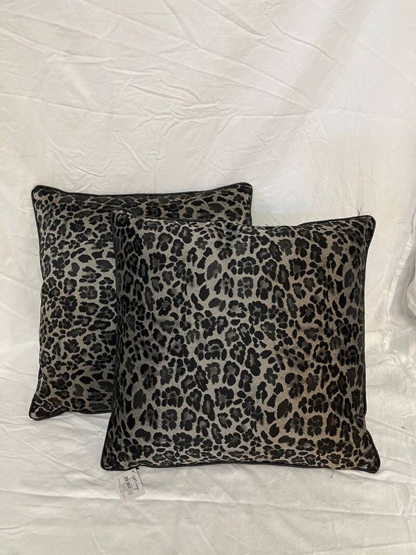 2 x Kussen 45x45 cm LEOPARD grijs