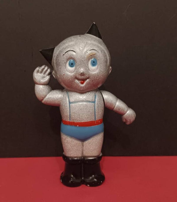 ANTIGUO Y BONITO MECHERO ENCENDEDOR DE ACERO ASTRO BOY ASTROBOY
