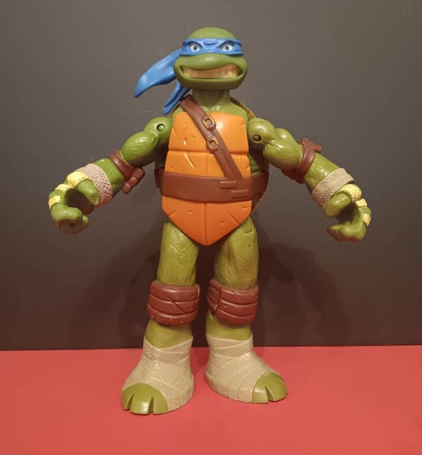 FIGURA SERIE TORTUGAS NINJA LEONARDO VIACOM PLAYMATE TOYS 2012