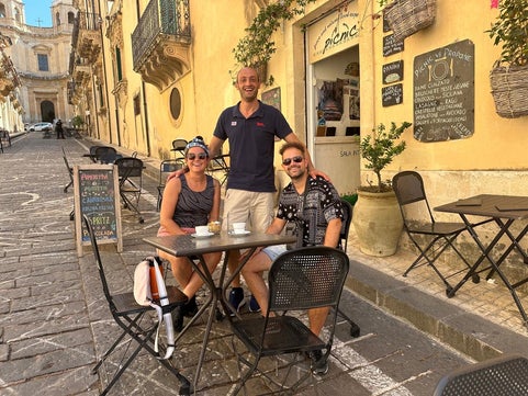 Met ober in Noto