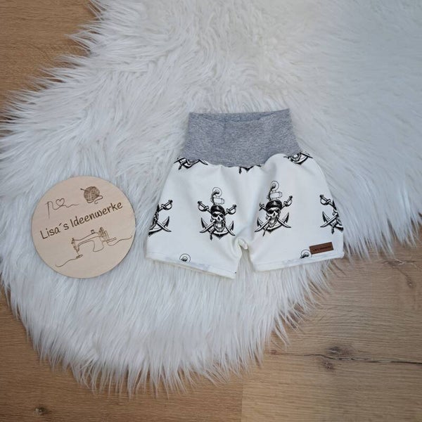 Kurze Hose, Größe 68