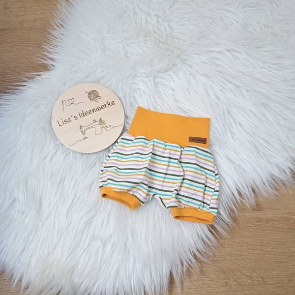 Kurze Hose, Größe 56