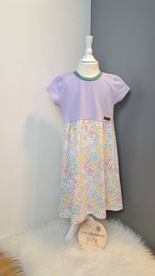 Kleid, Größe 128