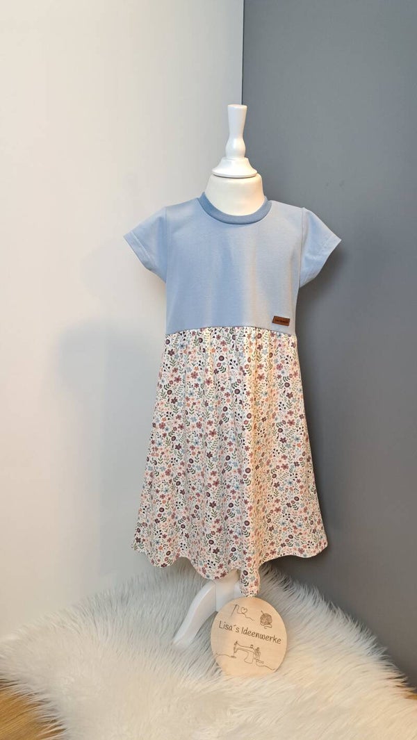 Kleid, Größe 122