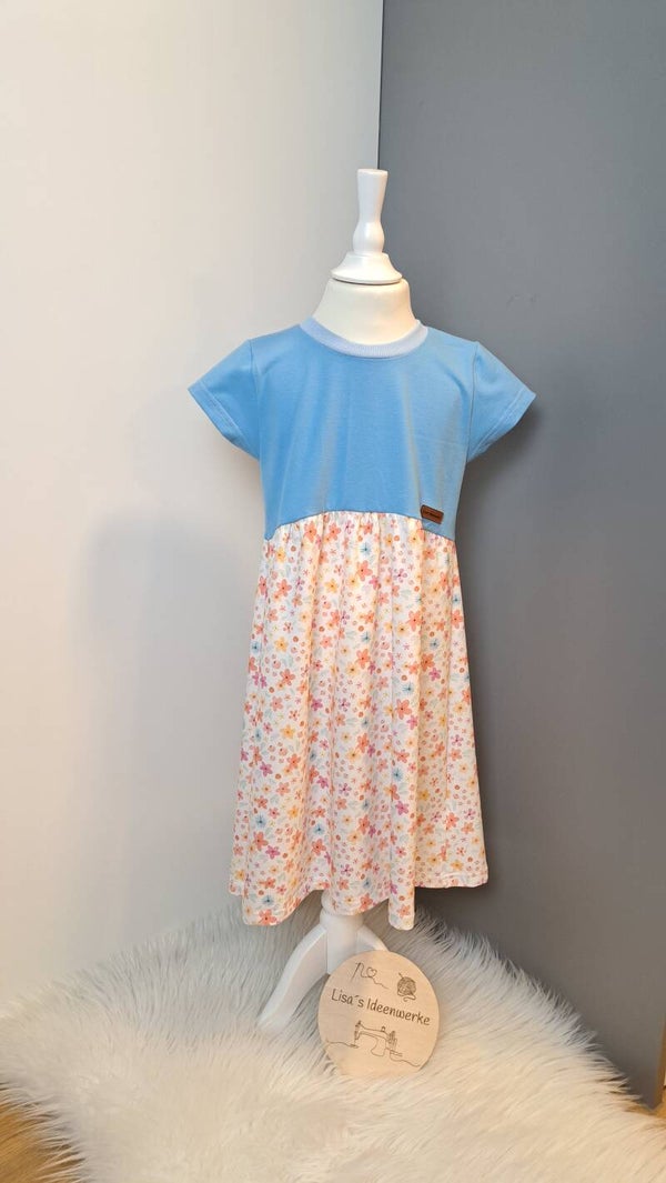 Kleid, Größe 122