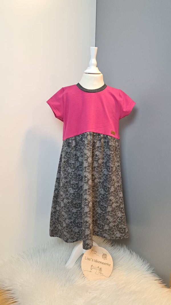 Kleid, Größe 128