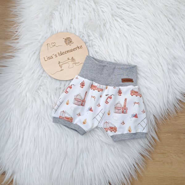 Kurze Hose, Größe 68