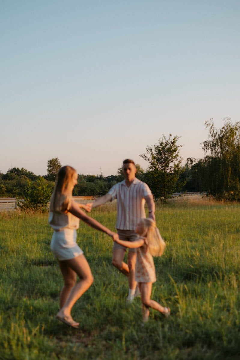 familieshootsunsetwesterlo-71-standard.jpg