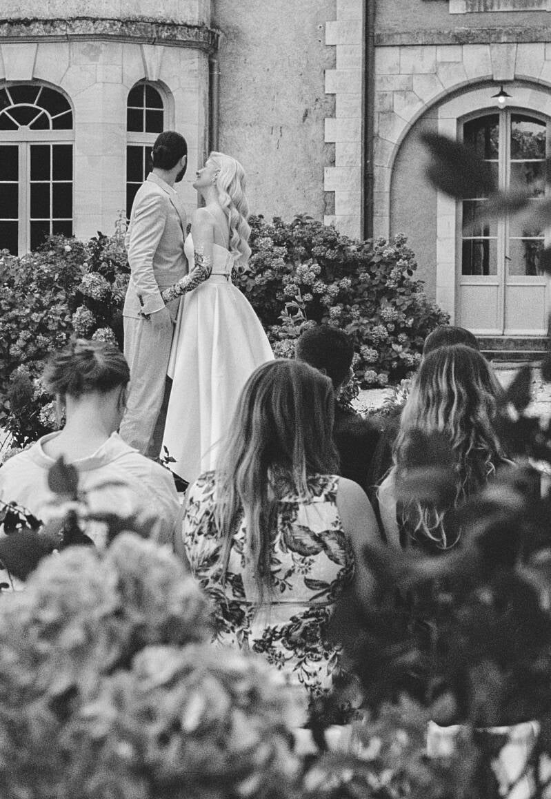 lenvie_film_castle_france_wedding-276-standard.jpg
